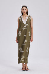 Chelo Dantel V Yaka Çiçekli Uzun Elbise